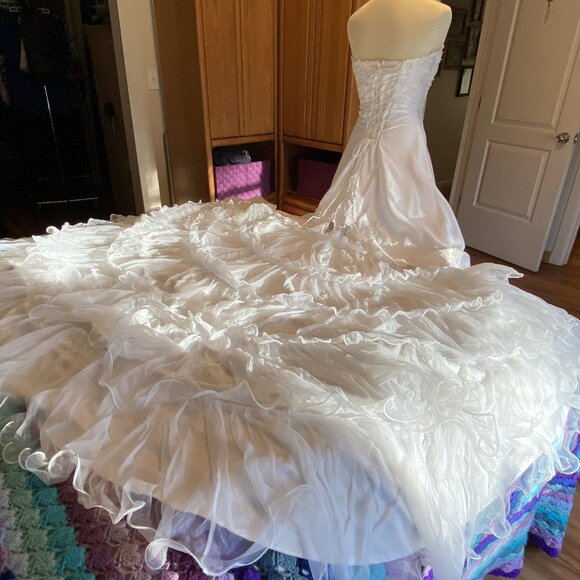 #12) Wedding Gown: Seaside Ruffles - Picture 5 of 10
